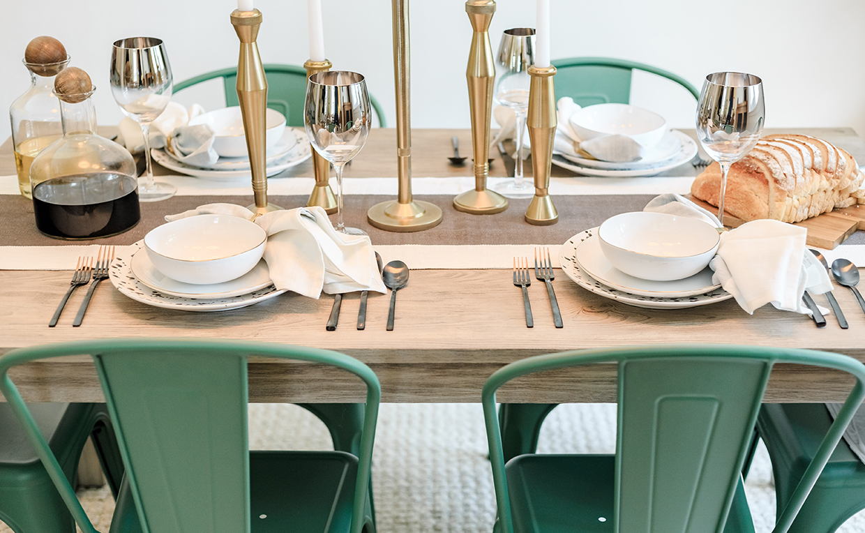 Dining room table and chairs, cozy, entertaining, green chair, metal chair, dinner party, wood table