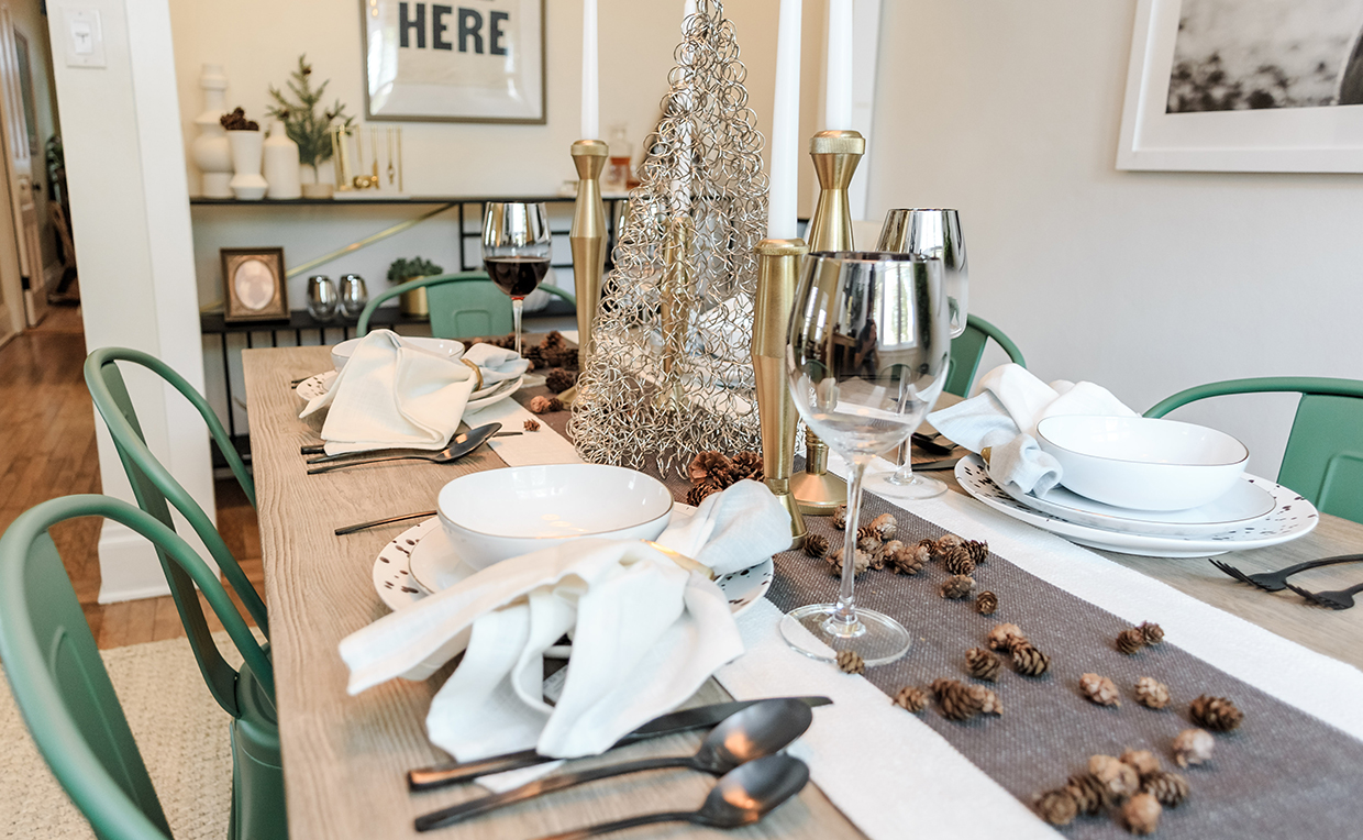 Dining chairs, metal chair, dinner table, green chair, black chair, wood table, Christmas decorations, holiday