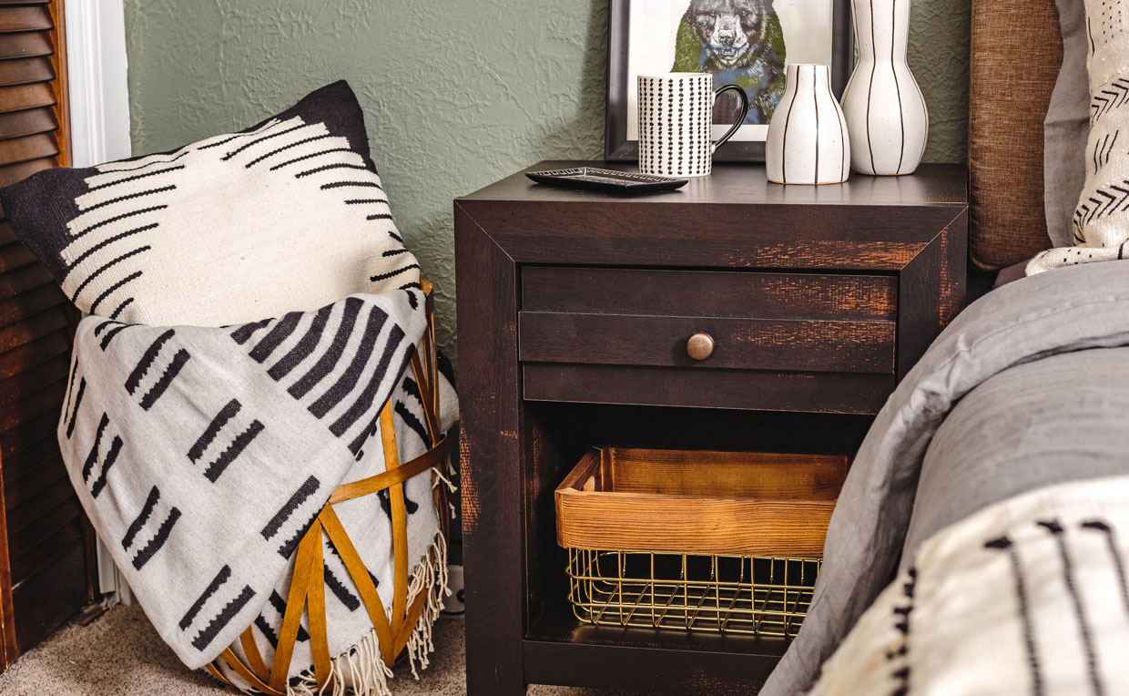 Blog1_NightStand-Headboard_1240x764_19.jpg Blog1_NightStand-Headboard_1240x764_19.jpg