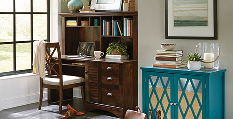 Sauder Harbor View Computer Desk with Hutch in Salt Oak